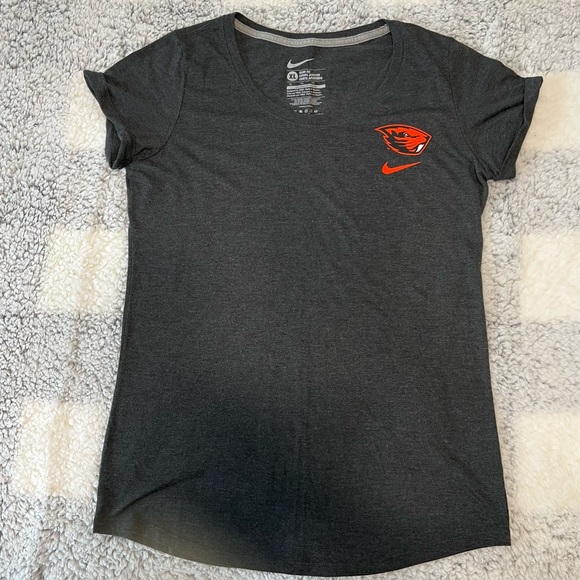 3/$18 PROMO - Slim Fit Nike Women’s OSU Beaver’s Tee - Size - XL - Picture 3 of 7